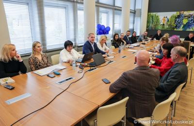 Spotkanie członka zarządu woj. lubuskiego Łukasza Poryckiego z Lokalnymi Grupami Działania 