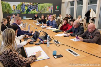 Spotkanie członka zarządu woj. lubuskiego Łukasza Poryckiego z Lokalnymi Grupami Działania 