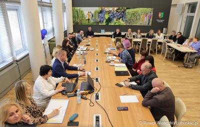 Spotkanie członka zarządu woj. lubuskiego Łukasza Poryckiego z Lokalnymi Grupami Działania 