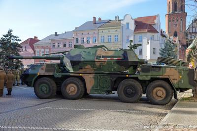 Uroczyste obchody Święta 5. Lubuskiego Pułku Artylerii w Sulechowie 