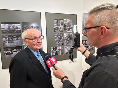 Od 7 listopada 2025 r. w Muzeum Ziemi Lubuskiej można oglądać „Fotoreportaże” Tomasza Gawałkiewicza, ale też najnowsze obrazy Józefa Burlewicza. Podwójny piątkowy wernisaż w MZL uświetnił recital utalentowanego młodego pianisty – pochodzącego z Zielonej Góry Wiktora Pelca (zagrał utwory Chopina i Pendereckiego. 
Zielonogórskim bohaterom wieczoru gratulowali marszałek województwa lubuskiego Sebastian Ciemnoczołowski i członek Zarządu Województwa Lubuskiego Łukasz Porycki. 
