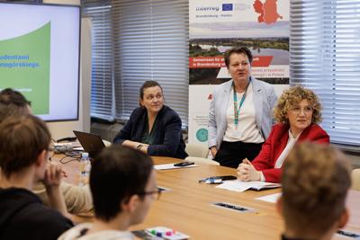 Wizyta studentów UZ w Urzędzie Marszałkowskim