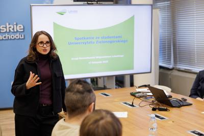 Wizyta studentów UZ w Urzędzie Marszałkowskim