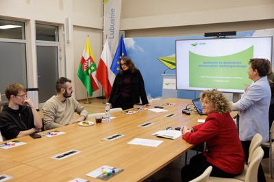 Wizyta studentów UZ w Urzędzie Marszałkowskim