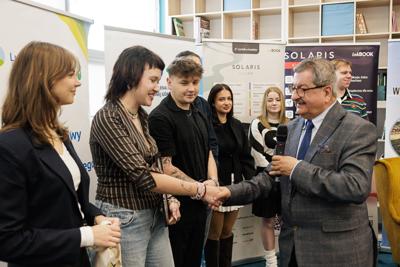 Konkurs organizowany dla młodych Lubuszan pragnących sprawdzić swoje siły przy tworzeniu tekstów o głębszym, regionalnym znaczeniu.