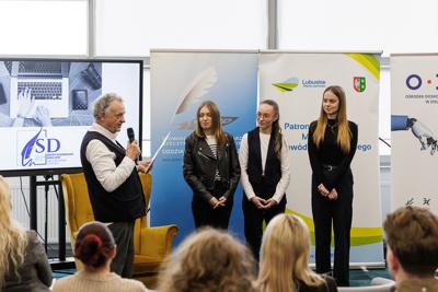 Konkurs organizowany dla młodych Lubuszan pragnących sprawdzić swoje siły przy tworzeniu tekstów o głębszym, regionalnym znaczeniu.