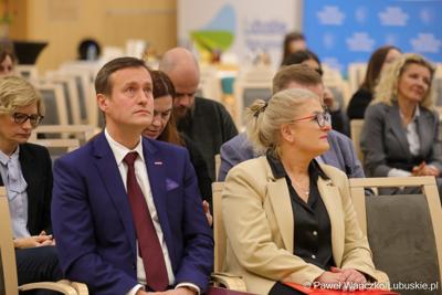 Konferencja z okazji 10-lecia jubileuszu Fundacji RONDO