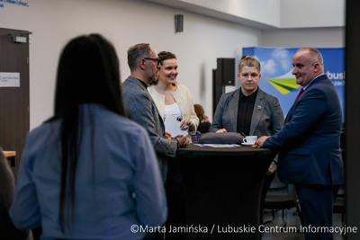 Bezpieczny i innowacyjny biznes w erze cyfrowej