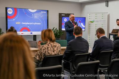 Bezpieczny i innowacyjny biznes w erze cyfrowej