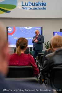 Bezpieczny i innowacyjny biznes w erze cyfrowej