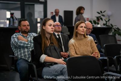 Bezpieczny i innowacyjny biznes w erze cyfrowej