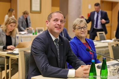 Nadzwyczajna sesja Sejmiku Województwa Lubuskiego. Tematem obrad było powołanie transportowej spółki Województwa Lubuskiego.