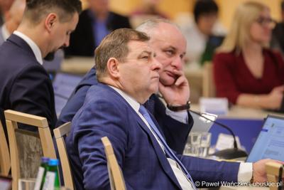 Nadzwyczajna sesja Sejmiku Województwa Lubuskiego. Tematem obrad było powołanie transportowej spółki Województwa Lubuskiego.