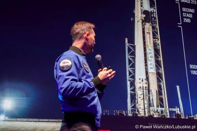 Polski astronauta Europejskiej Agencji Kosmicznej Sławosz Uznański-Wiśniewski w Parku Technologii Kosmicznych w Zielonej Górze-Nowym Kisielinie 