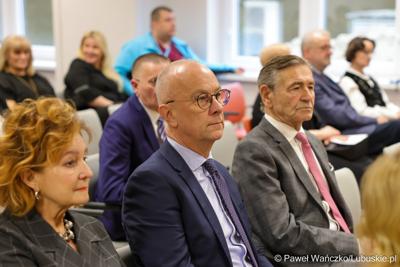 Uroczystość wręczenia odznaczeń dla zasłużonych pracowników gorzowskiego szpitala 