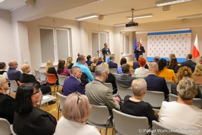 Uroczystość wręczenia odznaczeń dla zasłużonych pracowników gorzowskiego szpitala 