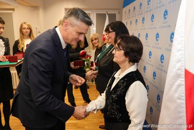 Uroczystość wręczenia odznaczeń dla zasłużonych pracowników gorzowskiego szpitala 