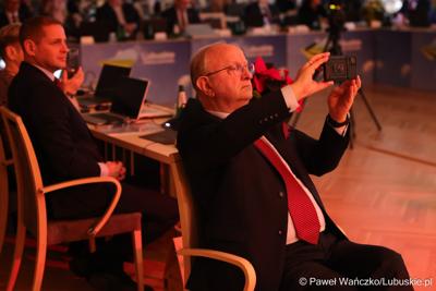 Uczestnicy XVII zwyczajnej sesja Sejmiku Województwa Lubuskiego