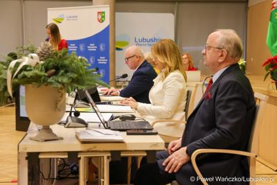 Uczestnicy XVII zwyczajnej sesja Sejmiku Województwa Lubuskiego