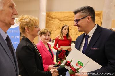 Uczestnicy XVII zwyczajnej sesja Sejmiku Województwa Lubuskiego