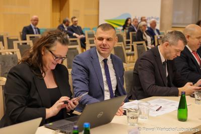 Uczestnicy XVII zwyczajnej sesja Sejmiku Województwa Lubuskiego