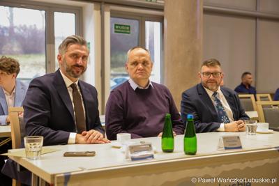 Uczestnicy XVII zwyczajnej sesja Sejmiku Województwa Lubuskiego