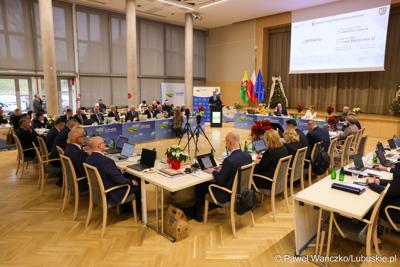Uczestnicy XVII zwyczajnej sesja Sejmiku Województwa Lubuskiego