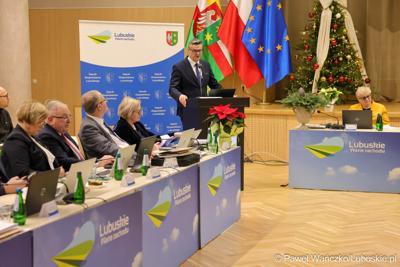 Uczestnicy XVII zwyczajnej sesja Sejmiku Województwa Lubuskiego