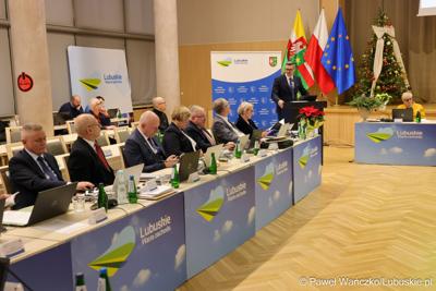 Uczestnicy XVII zwyczajnej sesja Sejmiku Województwa Lubuskiego