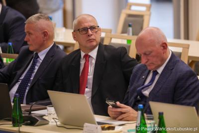 Uczestnicy XVII zwyczajnej sesja Sejmiku Województwa Lubuskiego