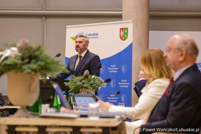 Uczestnicy XVII zwyczajnej sesja Sejmiku Województwa Lubuskiego