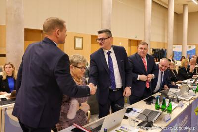 Uczestnicy XVII zwyczajnej sesja Sejmiku Województwa Lubuskiego