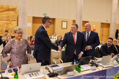 Uczestnicy XVII zwyczajnej sesja Sejmiku Województwa Lubuskiego
