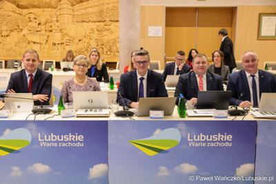 Uczestnicy XVII zwyczajnej sesja Sejmiku Województwa Lubuskiego
