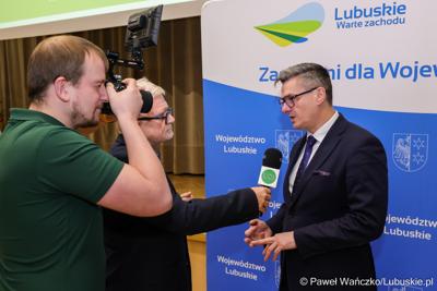 Uczestnicy XVII zwyczajnej sesja Sejmiku Województwa Lubuskiego