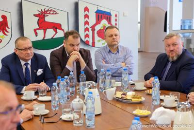 Spotkanie marszałka województwa lubuskiego z samorządowcami z powiatu słubickiego