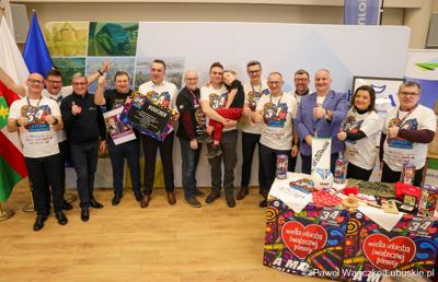 Uczestnicy konferencji prasowej zapowiadającej 34. finał WOŚP w Lubuskiem 