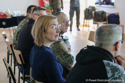 W ramach rozpoczęcia roku szkoleniowego – pełniący obowiązki dowódcy 5 Lubuskiego Pułku Artylerii im. generała artylerii koronnej Marcina Kątskiego ppłk Arkadiusz Sułek zaprosił do jednostki marszałka województwa lubuskiego Sebastiana Ciemnoczołowskiego, wojewodę lubuskiego Marka Cebulę, posłankę na Sejm RP Katarzynę Osos, starostę zielonogórskiego Tadeusza Pająka, burmistrza Sulechowa Wojciecha  Sołtysa.