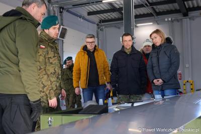 Pokaz sprzętu wojskowego, który w ostatnim czasie wzmocnił potencjał bojowy 5. Lubuskiego Pułku Artylerii w Sulechowie