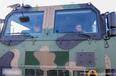 Pokaz sprzętu wojskowego, który w ostatnim czasie wzmocnił potencjał bojowy 5. Lubuskiego Pułku Artylerii w Sulechowie