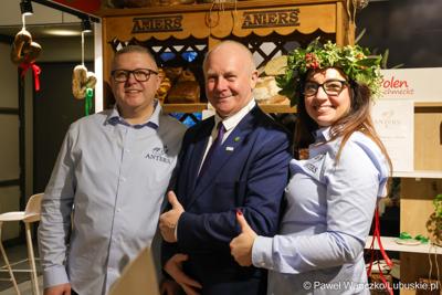 Wiceprzewdniczący Sejmiku Województwa Lubuskiego Zbigniew Kołodziej odwiedził targi rolnictwa, ogrodnictwa, żywności, leśnictwa oraz zrównoważonego rozwoju „Grüne Woche” w Berlinie, w których biorą udział producenci z województwa lubuskiego