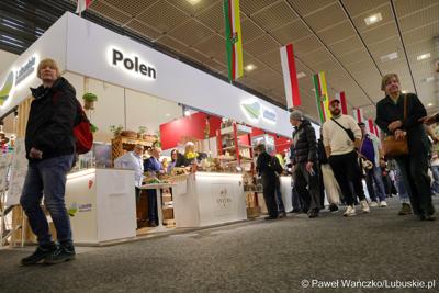 Stoisko Województwa Lubuskiego na targach rolnictwa, ogrodnictwa, żywności, leśnictwa oraz zrównoważonego rozwoju „Grüne Woche” w Berlinie 