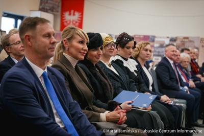 Konferencja została zorganizowana przez Gminę Santok, Sołectwo Stare Polichno oraz Towarzystwo Pamięci Powstania Wielkopolskiego 1918–1919 (Koło Gorzów Wielkopolski)