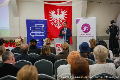 Konferencja została zorganizowana przez Gminę Santok, Sołectwo Stare Polichno oraz Towarzystwo Pamięci Powstania Wielkopolskiego 1918–1919 (Koło Gorzów Wielkopolski)