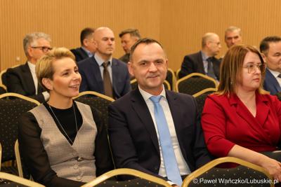 Przedstawiciele administracji samorządowej na noworocznym spotkaniu zorganizowanym przez wojewodę lubuskiego Marka Cebulę