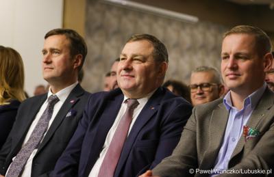 Przedstawiciele administracji samorządowej na noworocznym spotkaniu zorganizowanym przez wojewodę lubuskiego Marka Cebulę