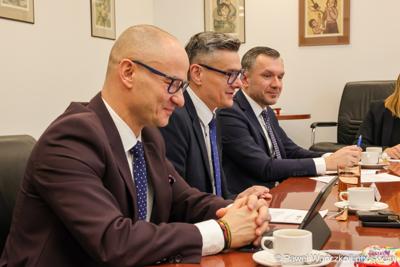 Sebastian Ciemnoczołowski – po raz pierwszy jako marszałek województwa lubuskiego – wizytował Kraj Liberecki, z którym Lubuskie podpisało umowę o współpracy między regionami w 2018 roku