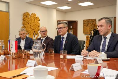 Sebastian Ciemnoczołowski – po raz pierwszy jako marszałek województwa lubuskiego – wizytował Kraj Liberecki, z którym Lubuskie podpisało umowę o współpracy między regionami w 2018 roku