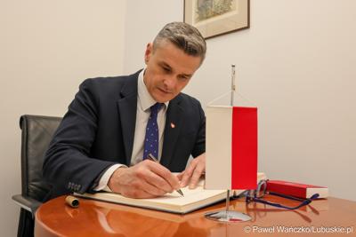 Sebastian Ciemnoczołowski – po raz pierwszy jako marszałek województwa lubuskiego – wizytował Kraj Liberecki, z którym Lubuskie podpisało umowę o współpracy między regionami w 2018 roku