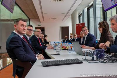 Sebastian Ciemnoczołowski – po raz pierwszy jako marszałek województwa lubuskiego – wizytował Kraj Liberecki, z którym Lubuskie podpisało umowę o współpracy między regionami w 2018 roku